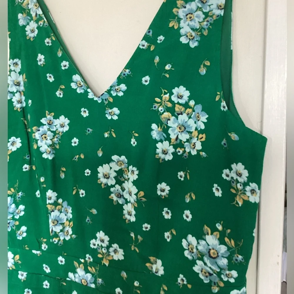 NWT LOFT Floral romper Sz 2 green shorts one-piece - Picture 4 of 8